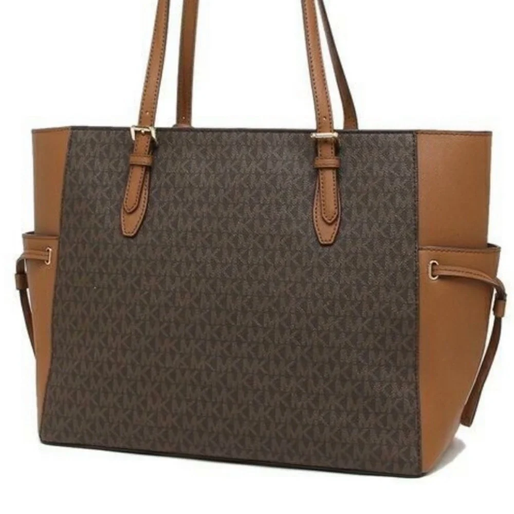 MICHAEL KORS GILLY LARGE DRAWSTRING TOTE BROWN SIGNATURE COLOR